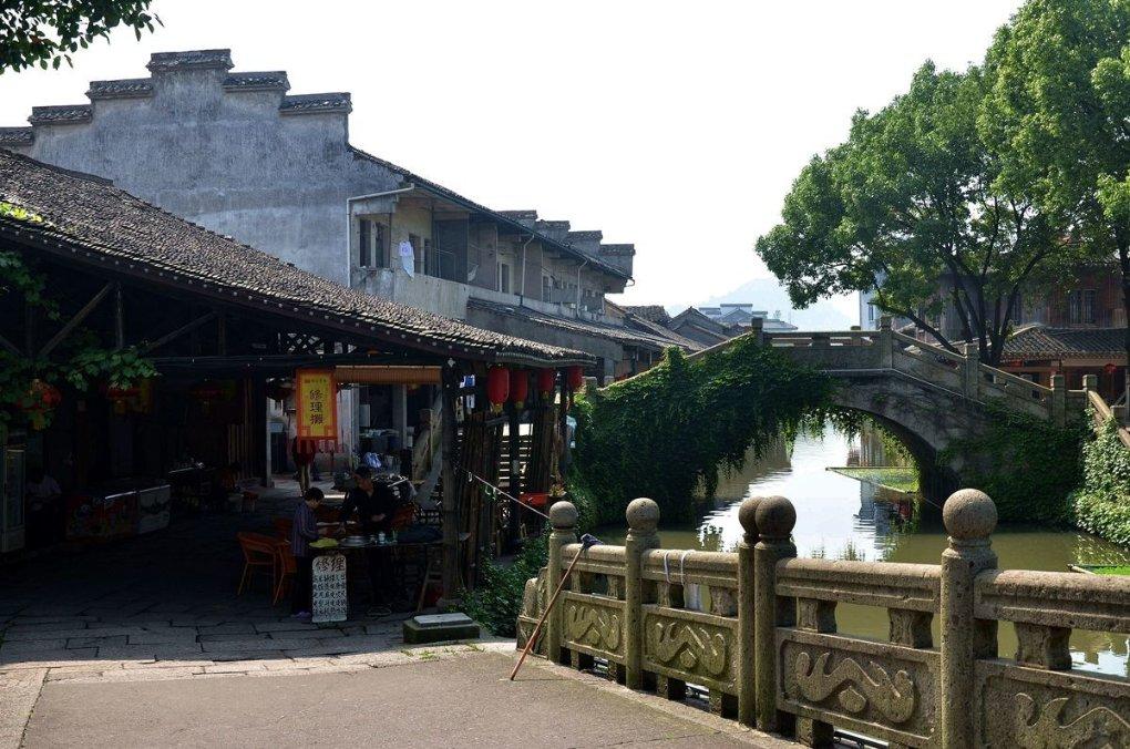 警惕“现金花束”骗局,吉安一男子“帮人洗钱”已被抓